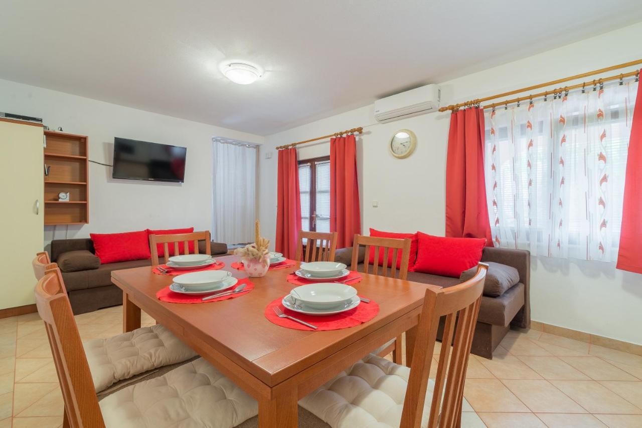 Apartments Puskaric Vir Εξωτερικό φωτογραφία