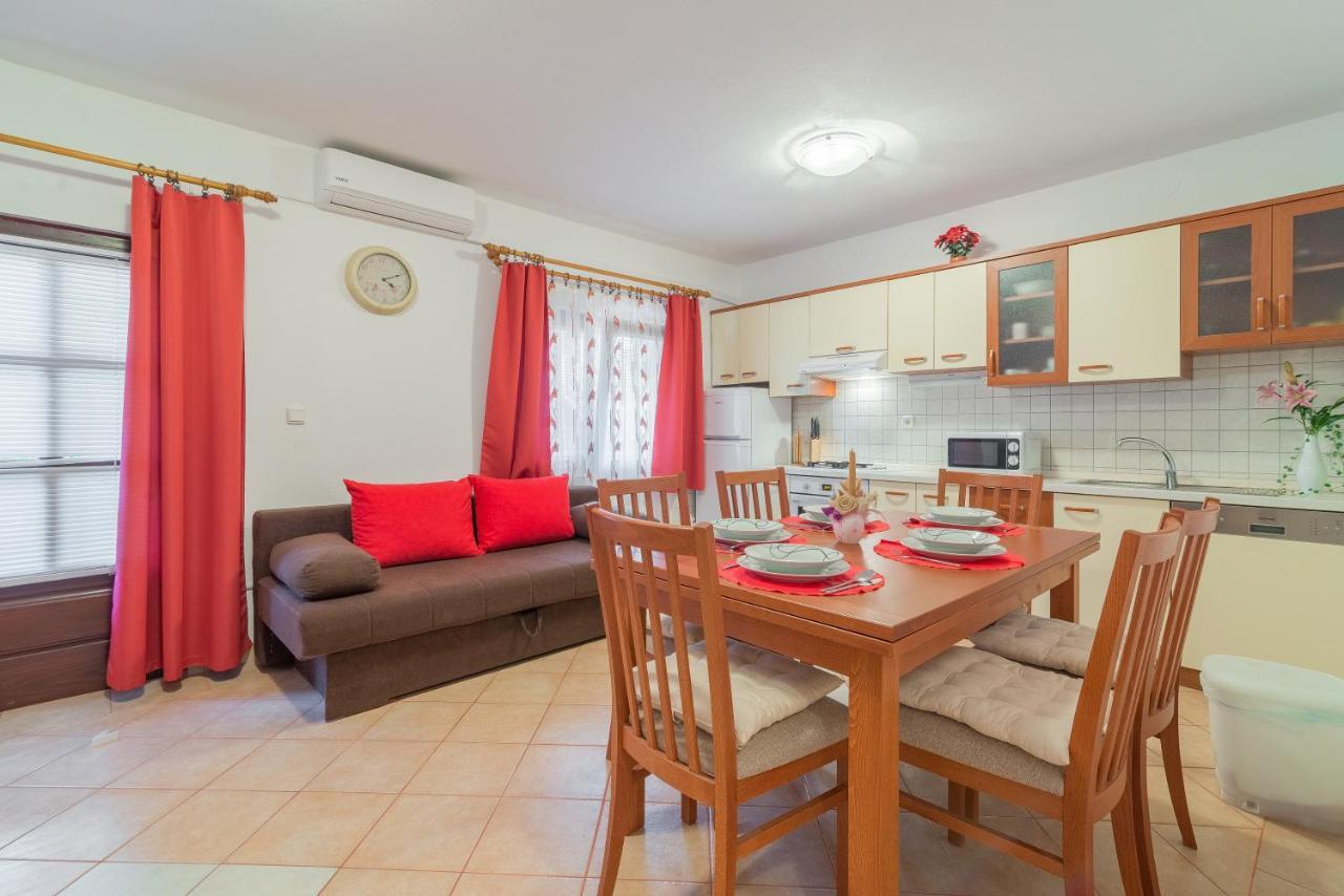 Apartments Puskaric Vir Εξωτερικό φωτογραφία