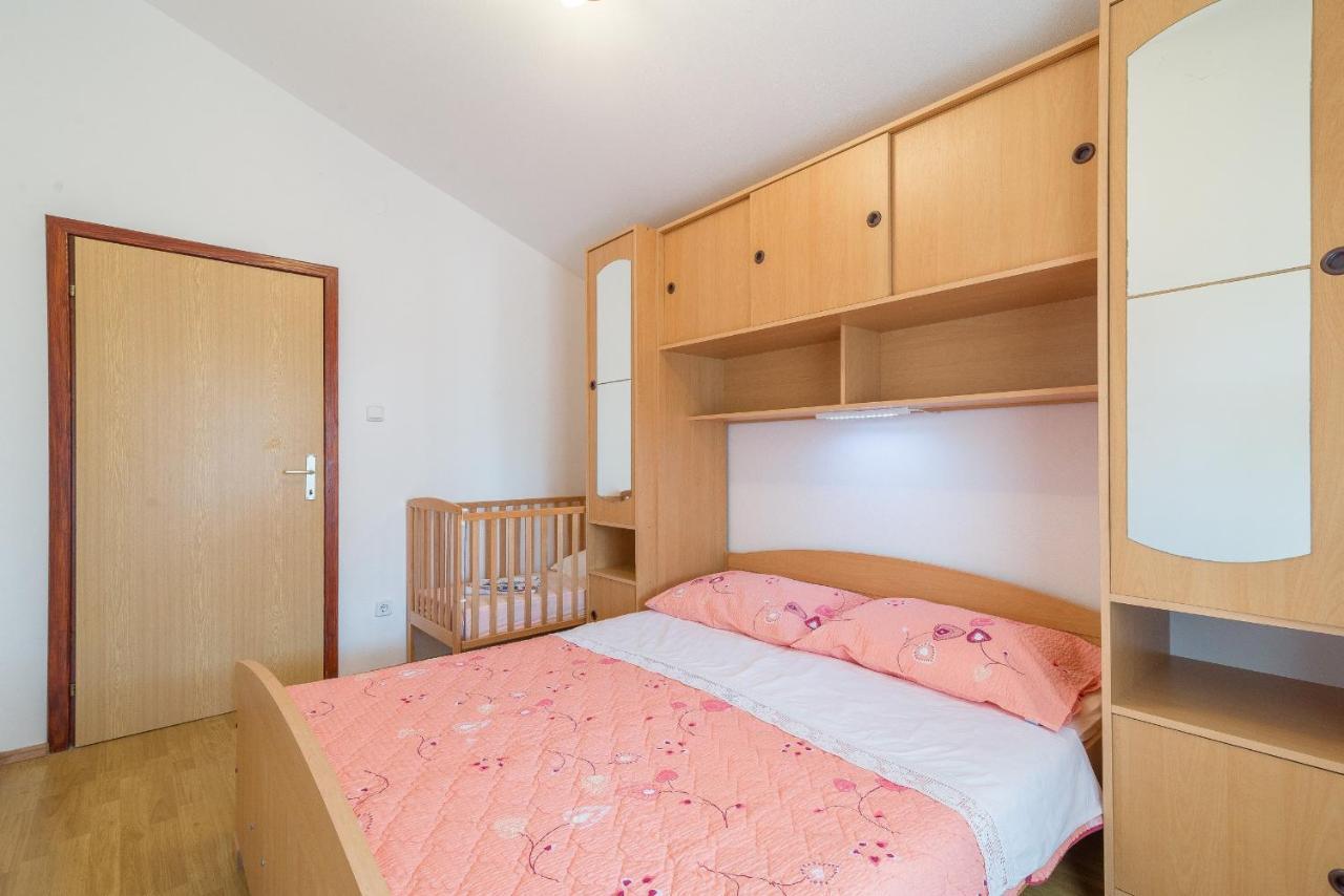 Apartments Puskaric Vir Εξωτερικό φωτογραφία