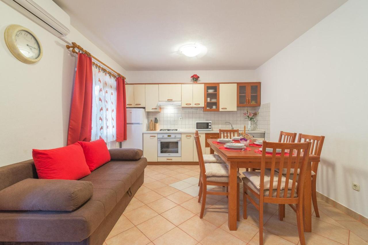 Apartments Puskaric Vir Εξωτερικό φωτογραφία