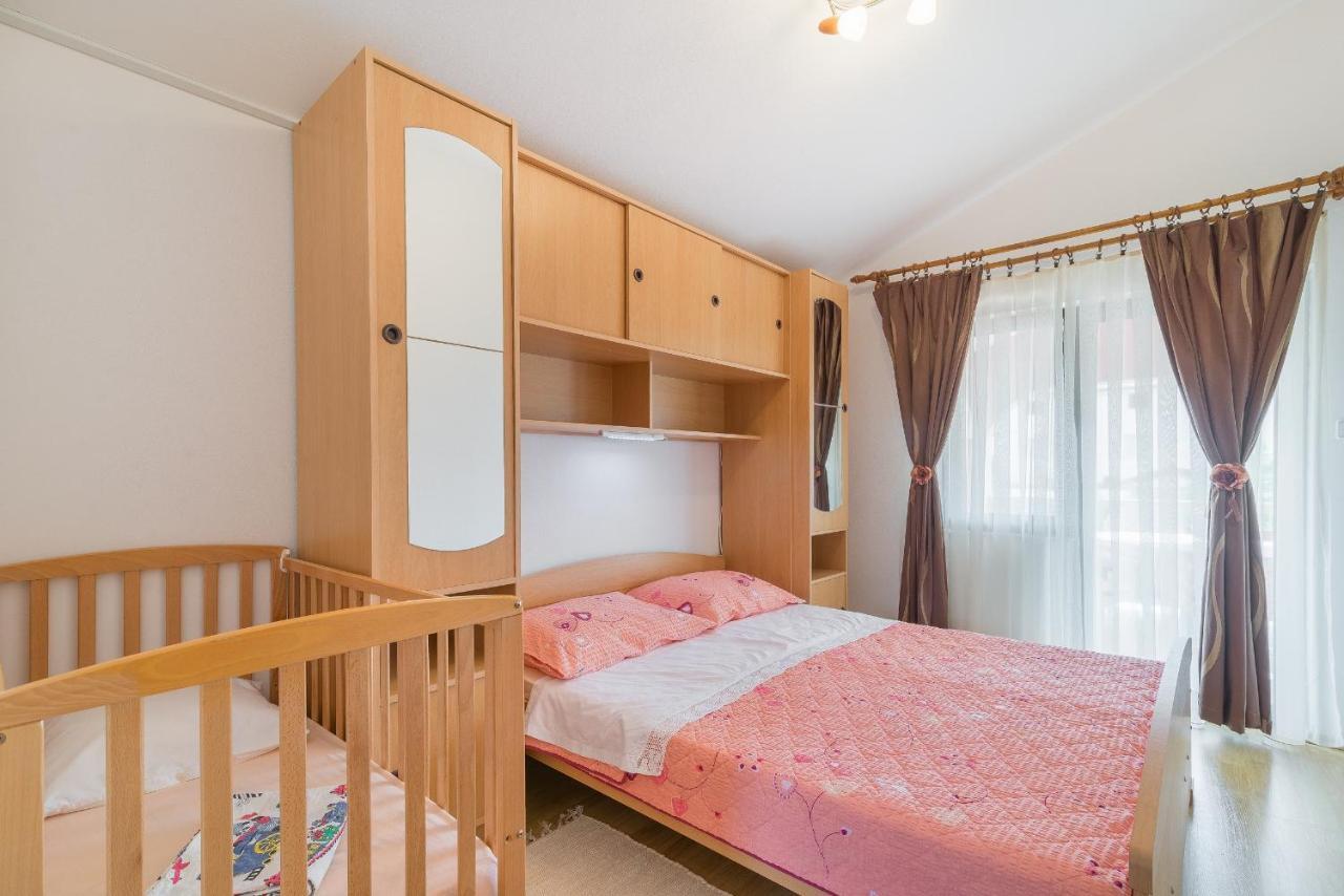 Apartments Puskaric Vir Εξωτερικό φωτογραφία
