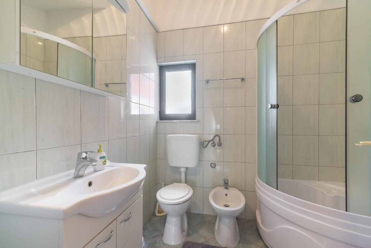 Apartments Puskaric Vir Εξωτερικό φωτογραφία