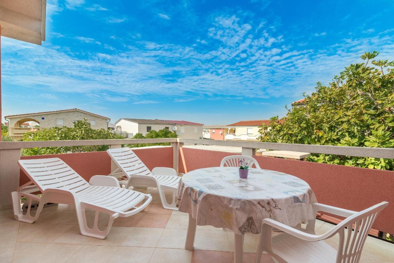 Apartments Puskaric Vir Εξωτερικό φωτογραφία